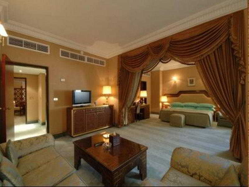 Al Shohada By Palm Rich Makkah Hotel Mecca Ngoại thất bức ảnh Suite