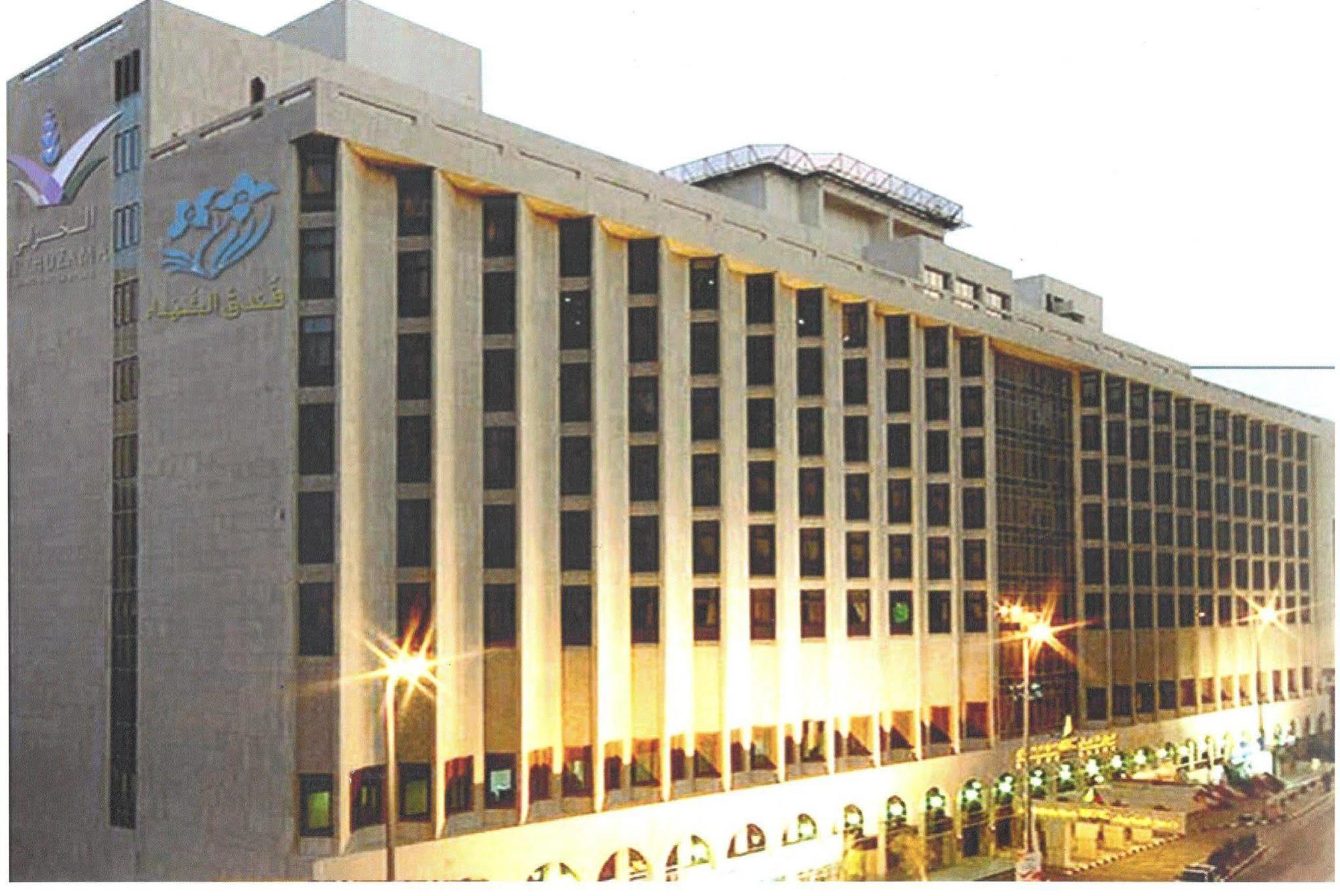 Al Shohada By Palm Rich Makkah Hotel Mecca Ngoại thất bức ảnh The hospital at night