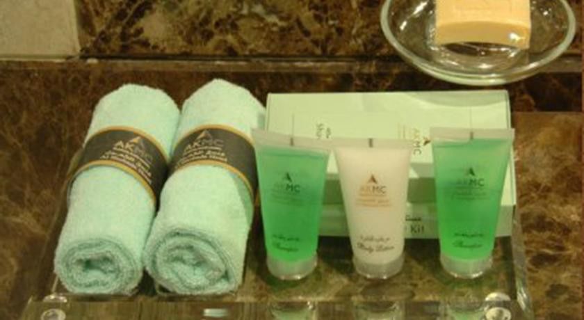 Al Shohada By Palm Rich Makkah Hotel Mecca Ngoại thất bức ảnh A set of toiletries